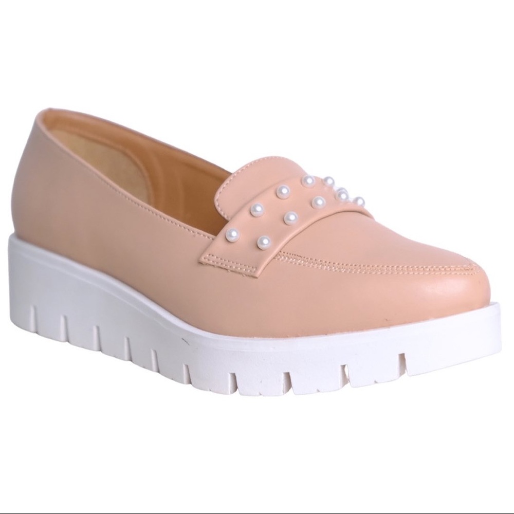 Perugia Loafers | Nude Pearls